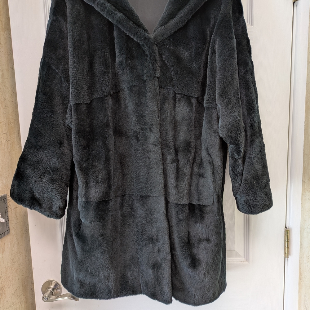 Plush Fur Hooded Coat - Black